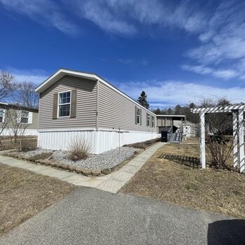 Thumbnail of mobile home