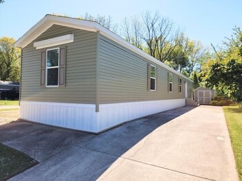 Thumbnail of mobile home