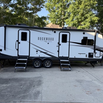 Thumbnail of RV