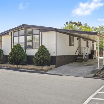 Thumbnail of mobile home
