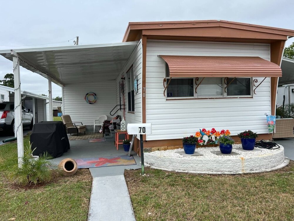 Photo of Mobile Home