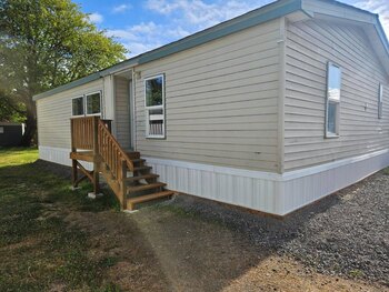 Thumbnail of mobile home