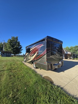 Thumbnail of RV