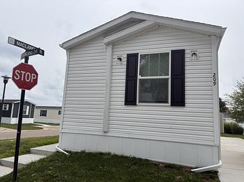 Thumbnail of mobile home