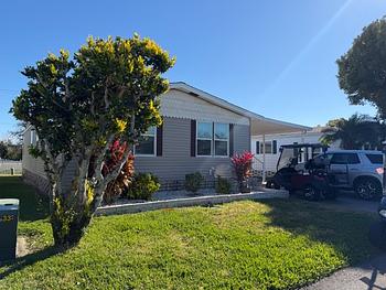 Thumbnail of mobile home