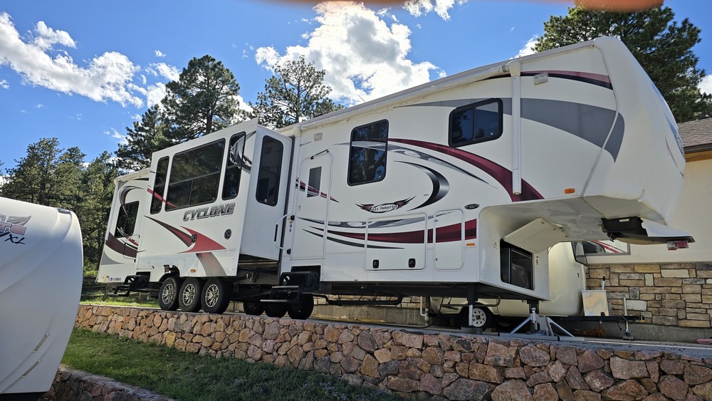 Photo of Rv