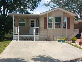 Thumbnail of mobile home