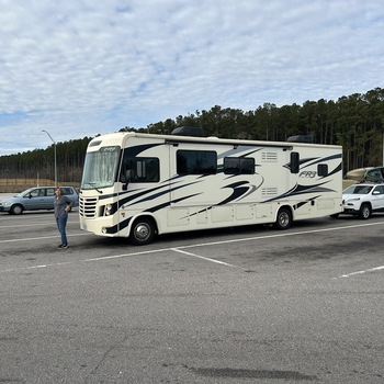 Thumbnail of RV