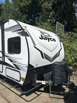 Thumbnail of RV