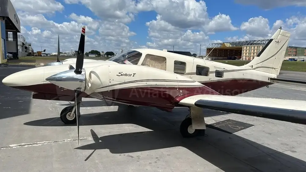 7924/piper-pa-34-220t-seneca-v-2003-flightmarket-id-7924-53500.webp