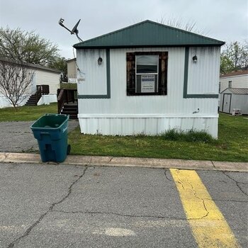Thumbnail of mobile home