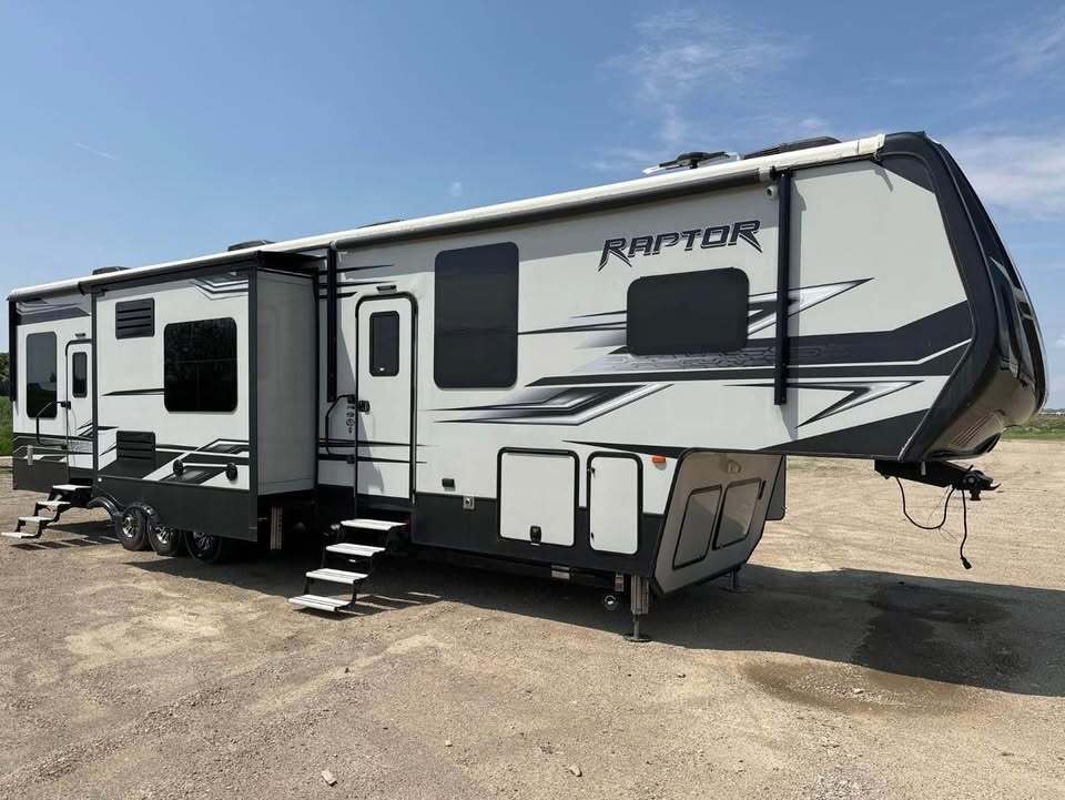 Photo of Rv