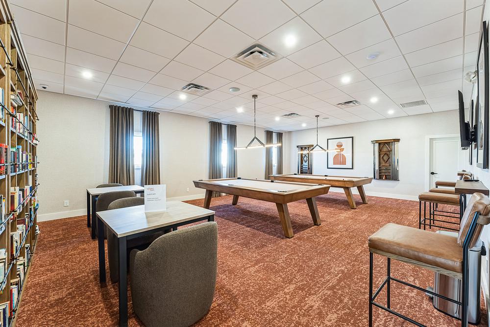 146 N Merrill Rd Apache Junction AZ 85120 USA Foyer single 001