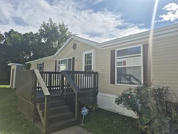 Thumbnail of mobile home