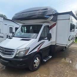 Thumbnail of RV