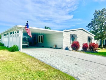 Thumbnail of mobile home