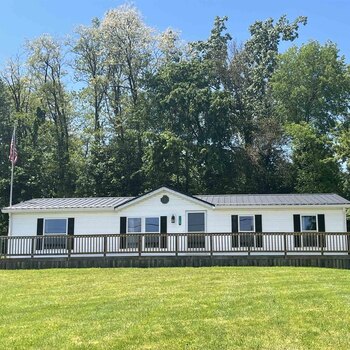Thumbnail of mobile home