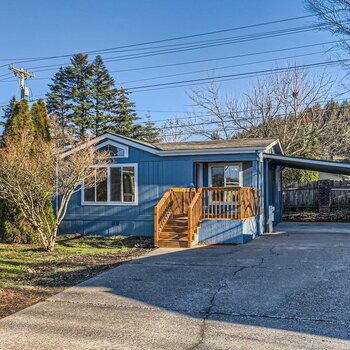 Thumbnail of mobile home