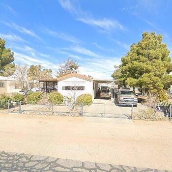 Thumbnail of mobile home