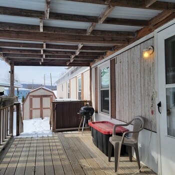Thumbnail of mobile home