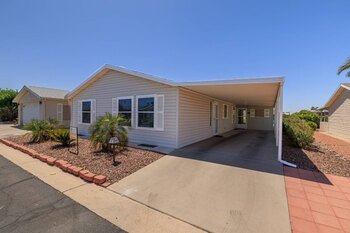 Thumbnail of mobile home