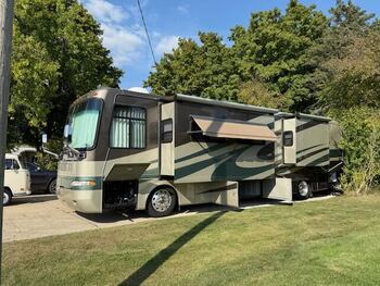 Thumbnail of RV