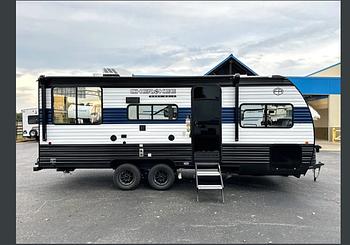 Thumbnail of RV
