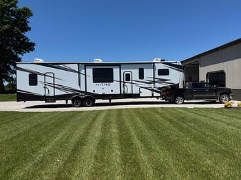 Thumbnail of RV