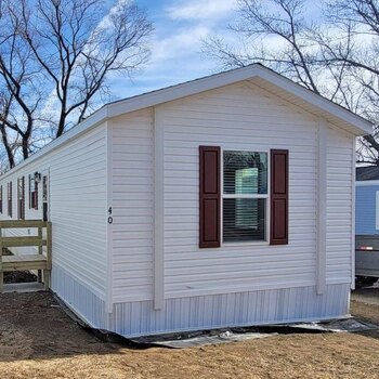 Thumbnail of mobile home