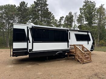 Thumbnail of RV