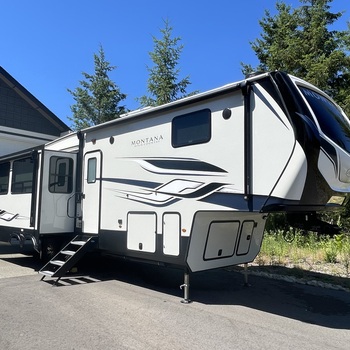 Thumbnail of RV