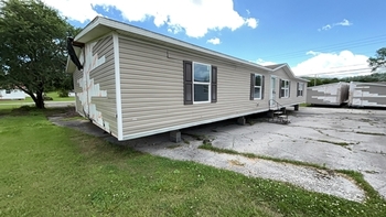 Thumbnail of mobile home