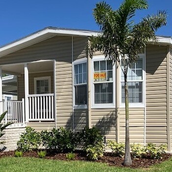 Thumbnail of mobile home