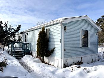 Thumbnail of mobile home