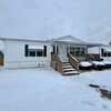 Mobile Home for Sale: 3 Bed 2 Bath 1991 Commodore