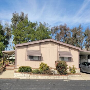 Thumbnail of mobile home