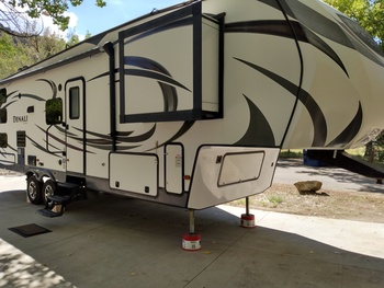 Thumbnail of RV