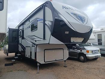 Thumbnail of RV