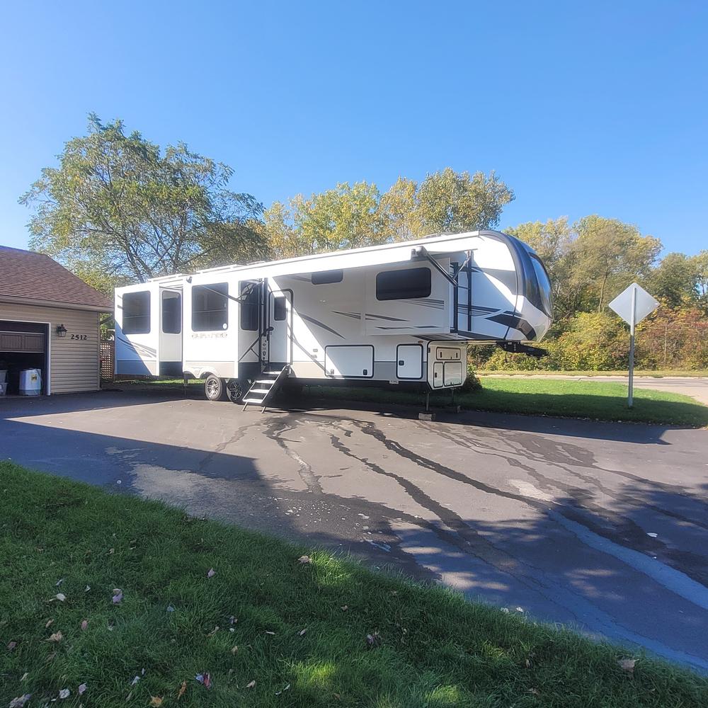 Photo of Rv