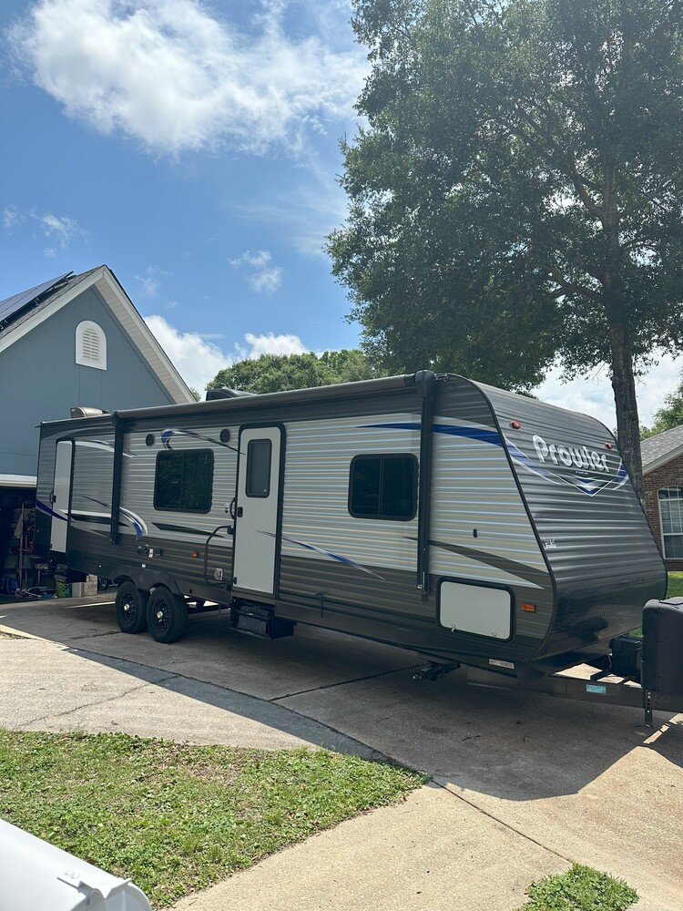 Photo of Rv