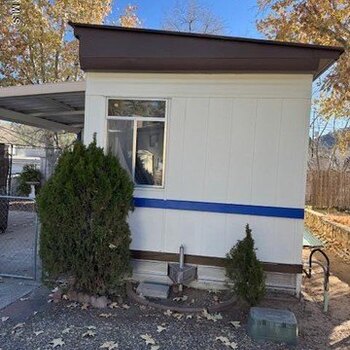 Thumbnail of mobile home