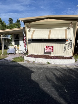 Thumbnail of mobile home