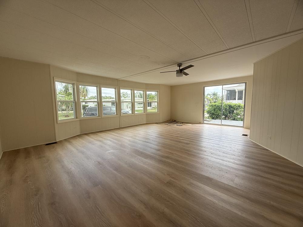 Camelot Lakes Village