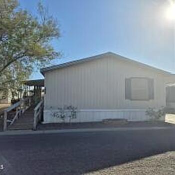 Thumbnail of mobile home