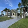 Mobile Home for Sale: 2 Bed 2 Bath 1984 Mana