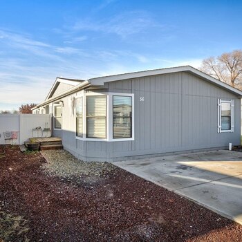 Thumbnail of mobile home