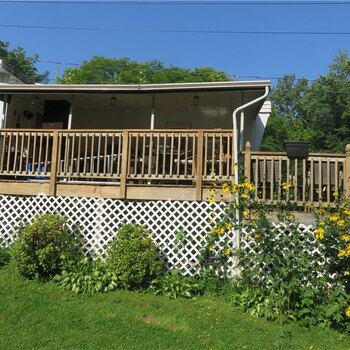 Thumbnail of mobile home