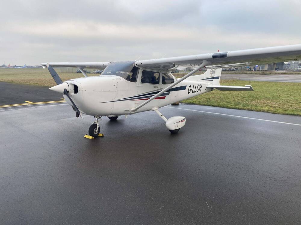 本A-16 9 ④ 2001 Cessna 172 Skyhawk SP - aircraft for sale 6809644