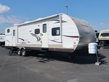 Thumbnail of RV