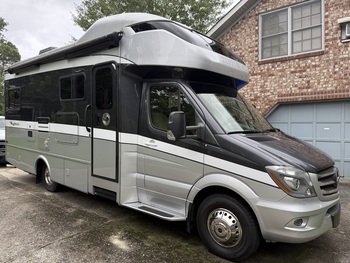 Thumbnail of RV